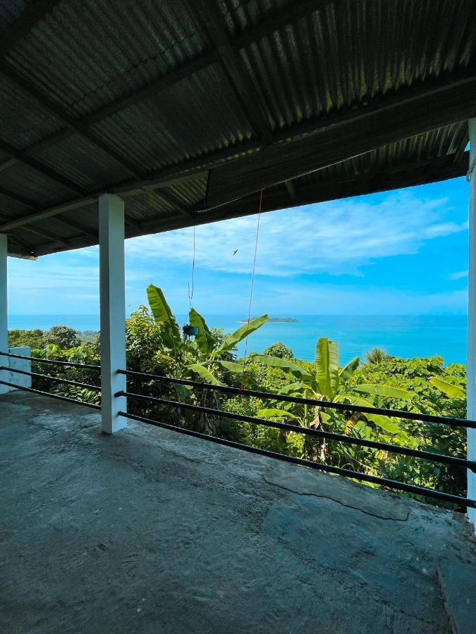 The View Padang, Amazing View, 8 Mins Mentawai Fast Ferry, Cold Beer,Close To Restaurants Padang (Sumatra) Buitenkant foto