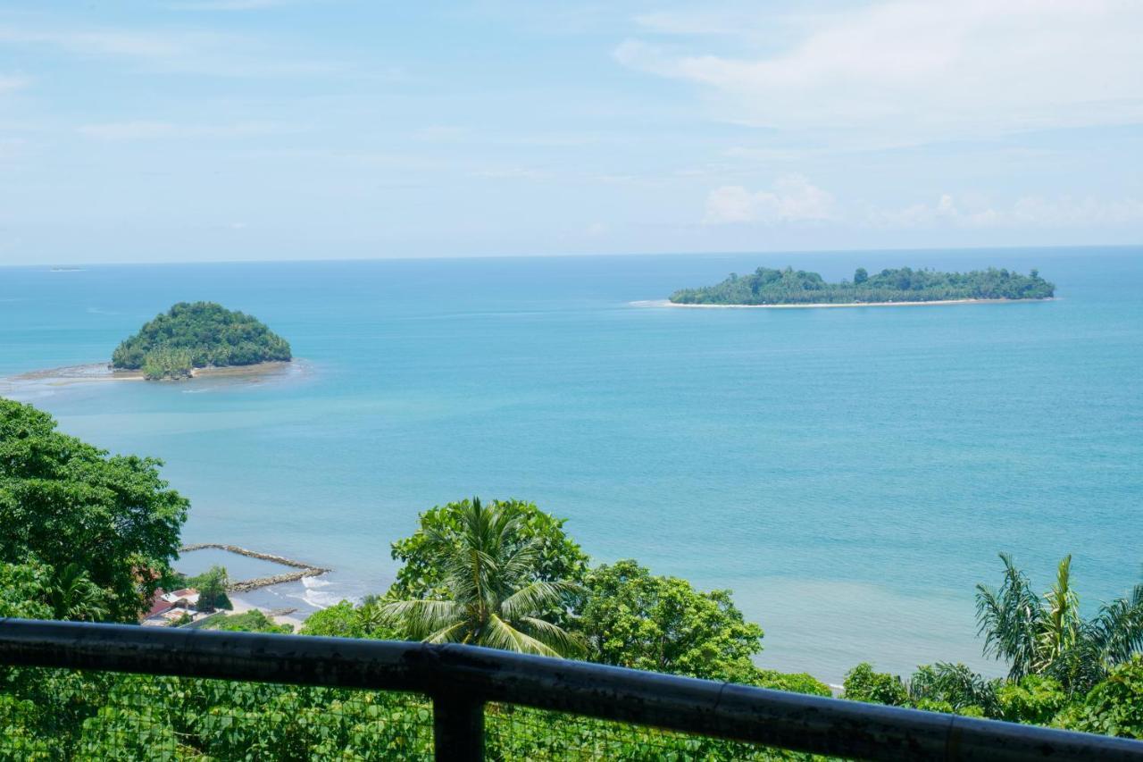 The View Padang, Amazing View, 8 Mins Mentawai Fast Ferry, Cold Beer,Close To Restaurants Padang (Sumatra) Buitenkant foto