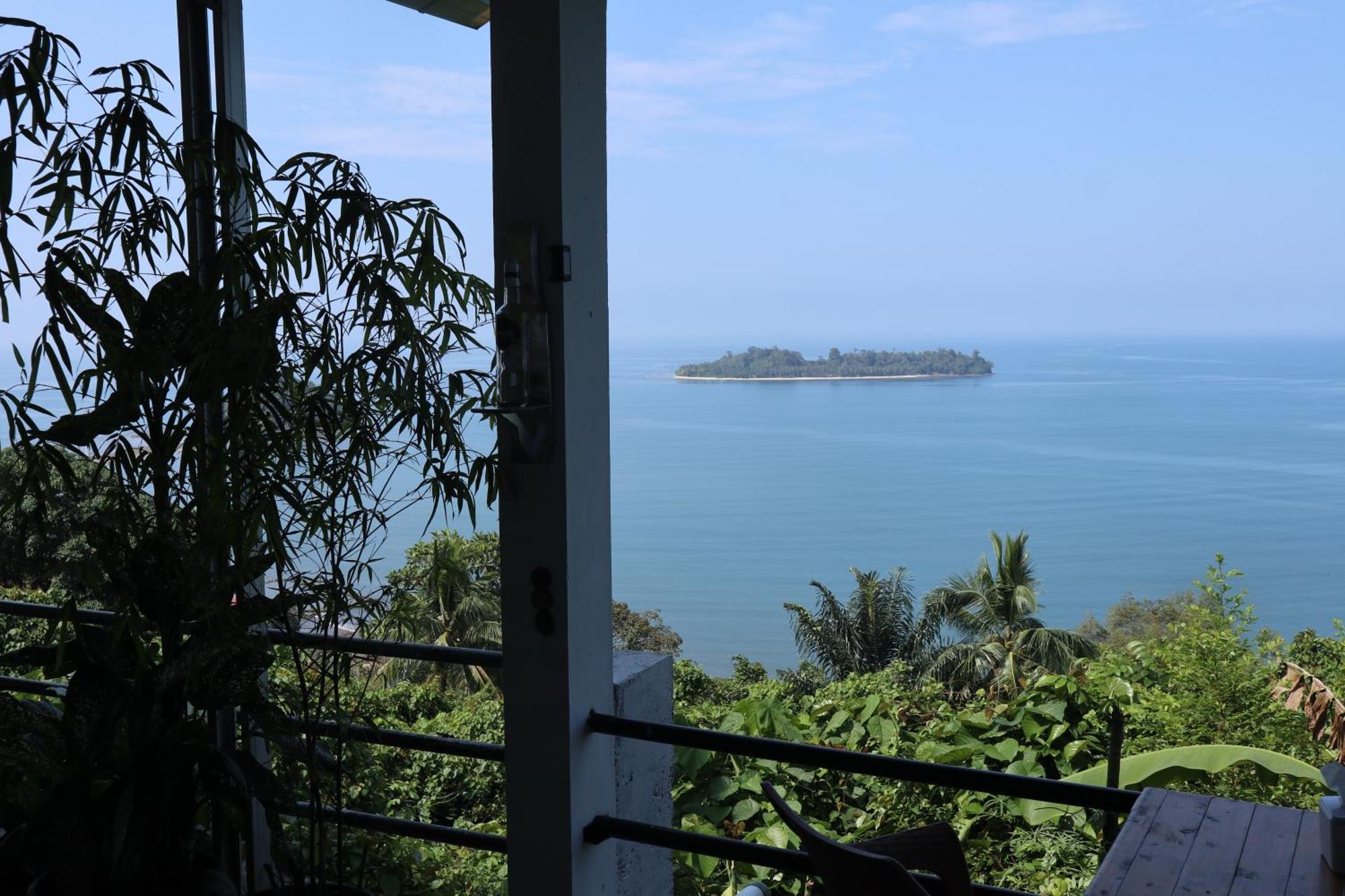 The View Padang, Amazing View, 8 Mins Mentawai Fast Ferry, Cold Beer,Close To Restaurants Padang (Sumatra) Buitenkant foto