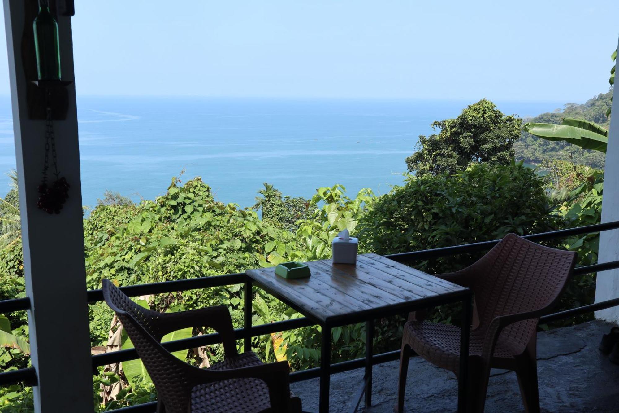The View Padang, Amazing View, 8 Mins Mentawai Fast Ferry, Cold Beer,Close To Restaurants Padang (Sumatra) Buitenkant foto